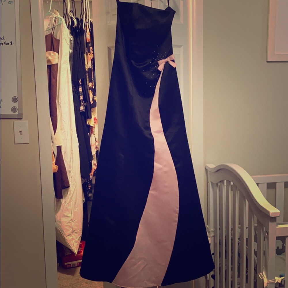 Prom dress Never worn